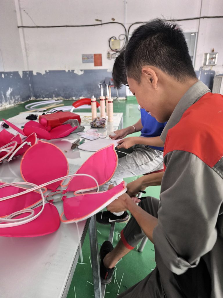 Biểu cảnh chào xuân